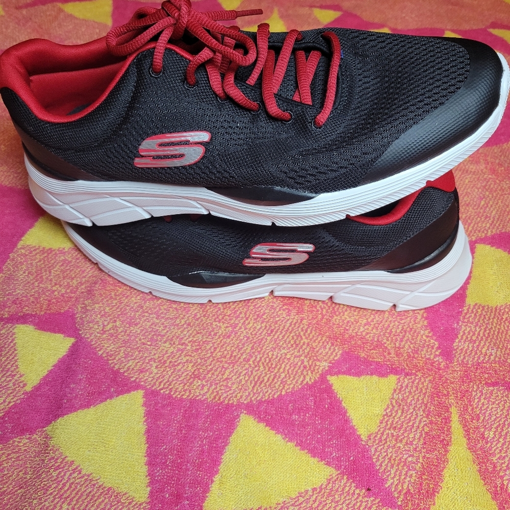 Skechers Black and Red Sneakers